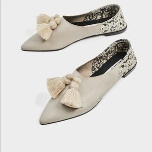 Zara genuine leather tassel flats